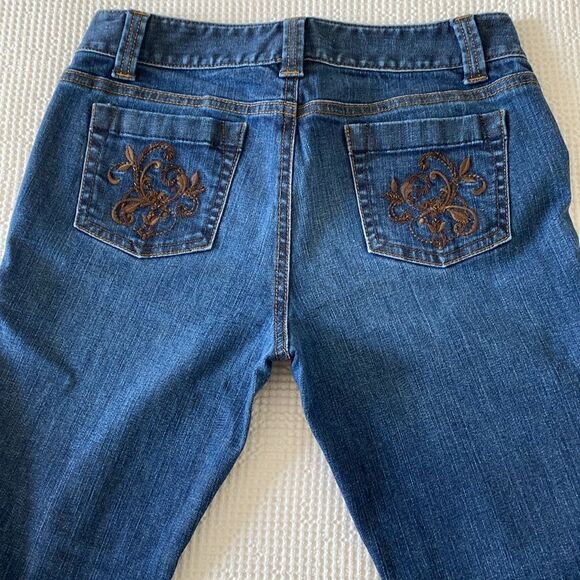 Ann Taylor Curvy Fit Straight Legs Embroidered Jeans - Picture 2 of 6